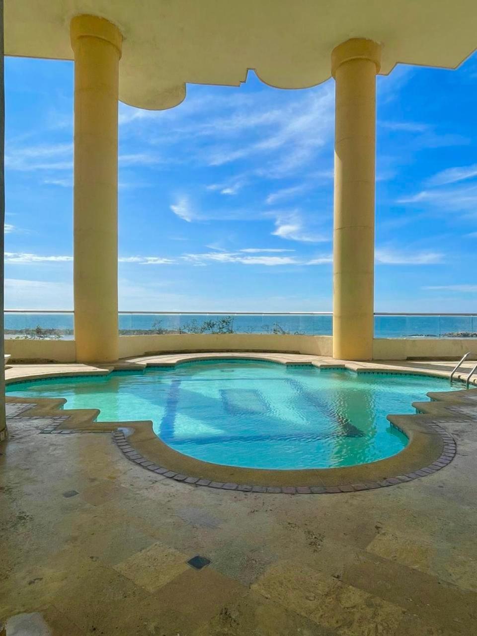 Apartment Cabrero 906